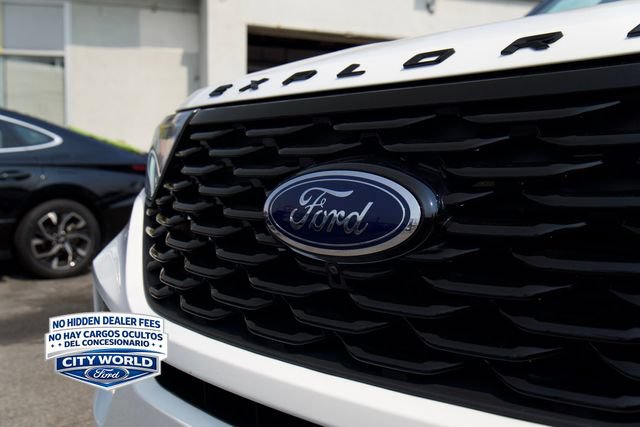 Certified 2022 Ford Explorer ST-Line AWD/4WD image 8