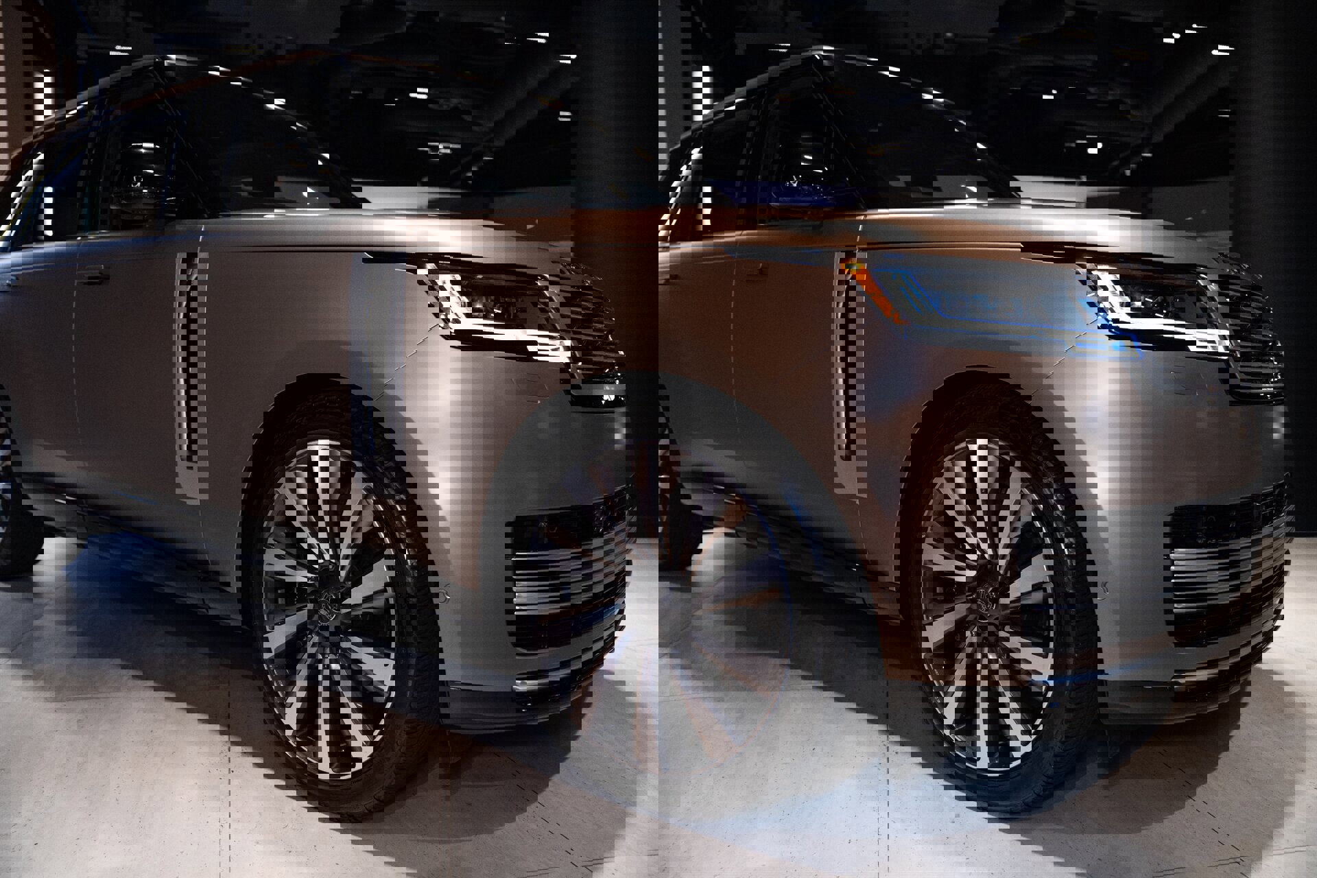 Used 2023 Land Rover Range Rover SV image 40