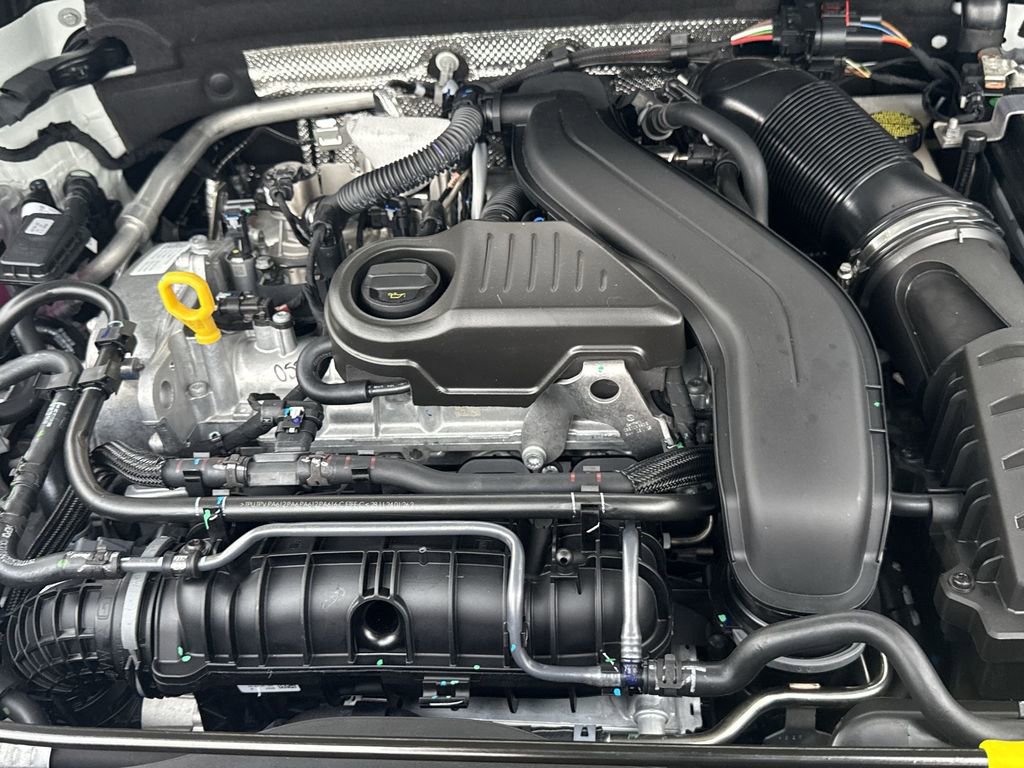 New 2025 Volkswagen Taos SEL AWD/4WD image 17