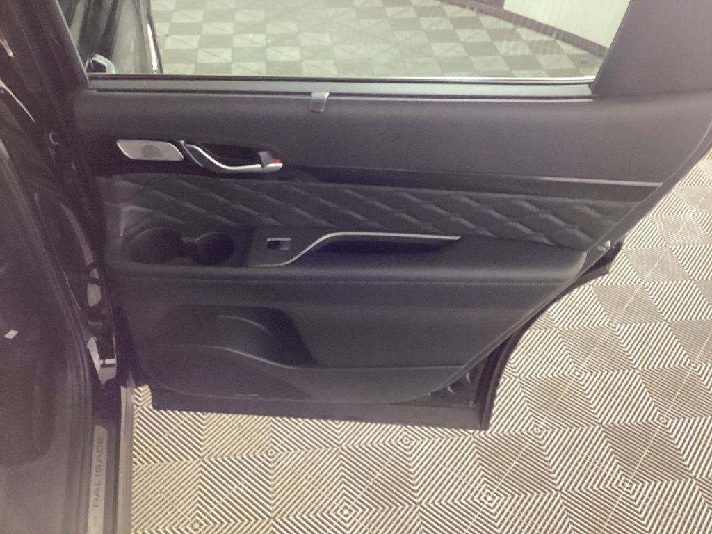 Used 2020 Hyundai Palisade Limited AWD/4WD image 13