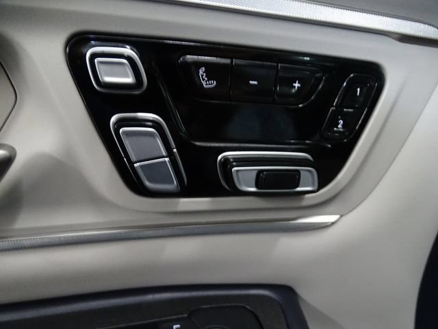Certified 2025 RAM 1500 Tungsten w/ Trailer Tow Group AWD/4WD image 3