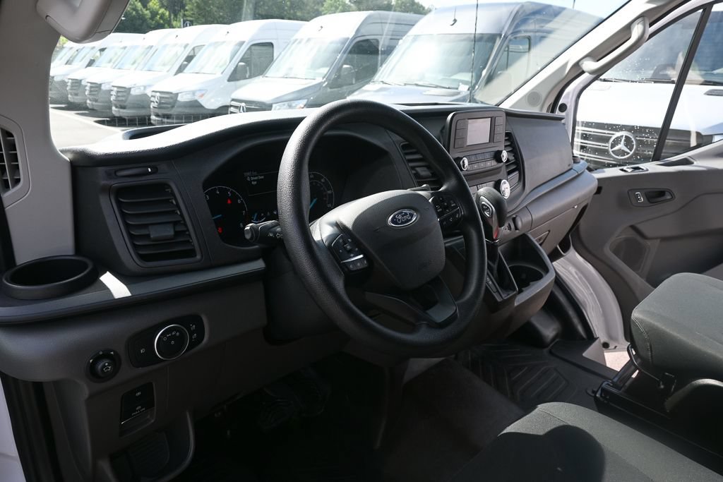 Used 2025 Ford Transit 250 Low Roof w/ Exterior Upgrade Package RWD image 8
