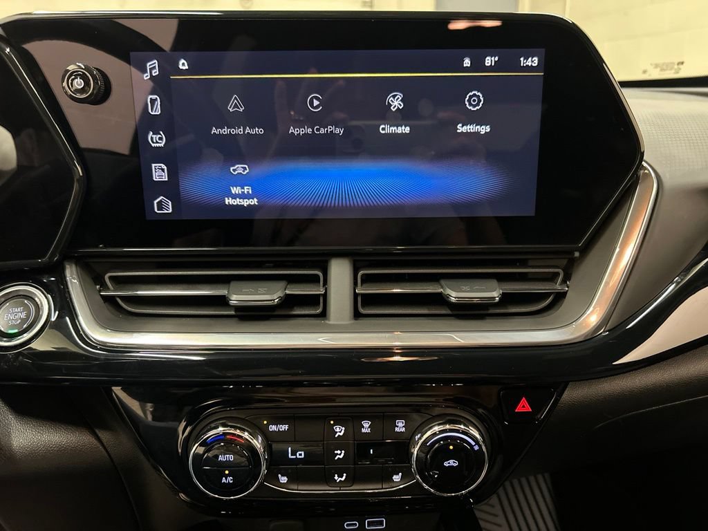 Used 2024 Chevrolet Trax RS w/ Driver Confidence Package FWD image 24