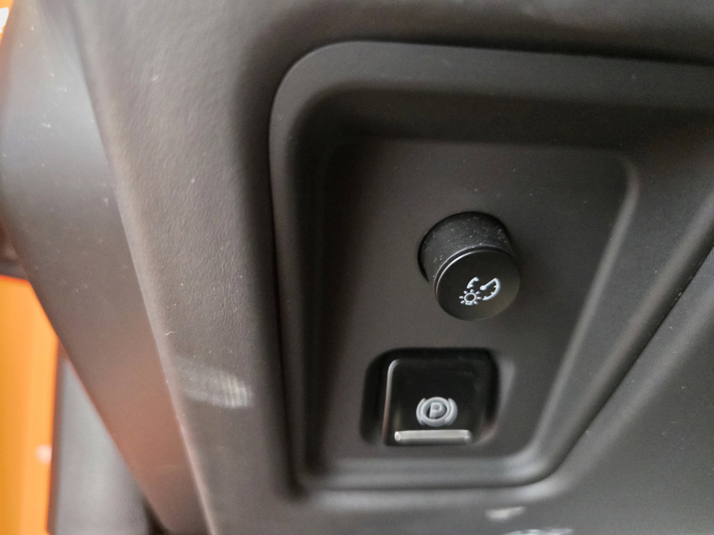 Used 2023 Chevrolet Corvette Stingray Premium Conv w/ Z51 Performance Package image 18