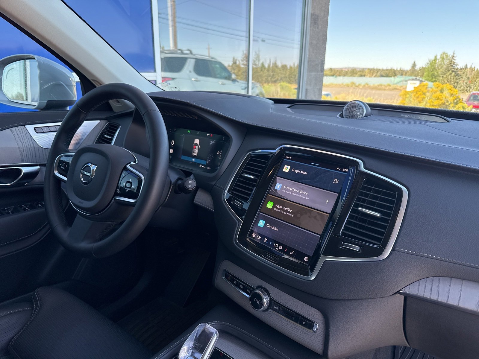 Certified 2025 Volvo XC90 B6 Ultra w/ Protection Package Premier image 16