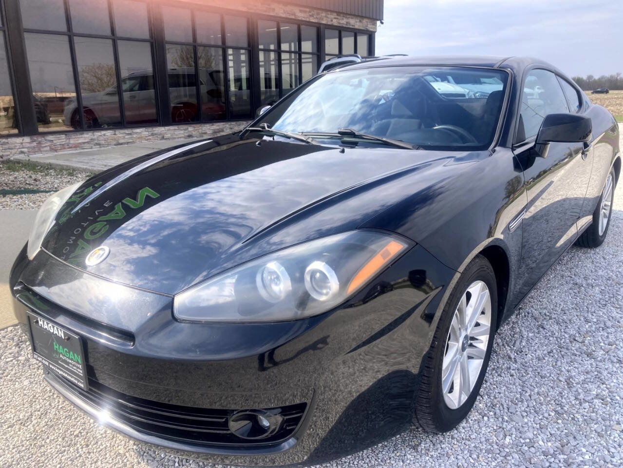 Used 2008 Hyundai Tiburon GS image 2