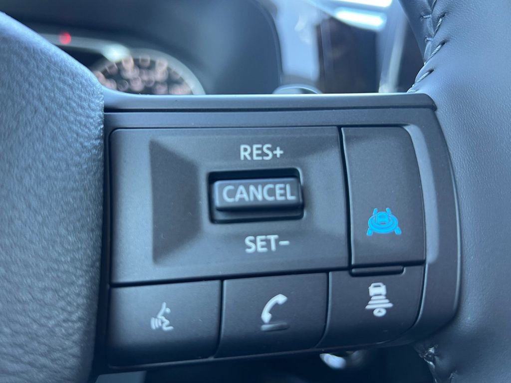 New 2026 Nissan Pathfinder SV image 25