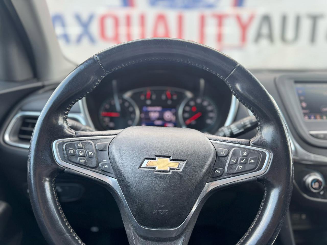 Used 2022 Chevrolet Equinox LT image 43