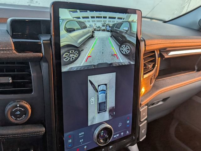 Used 2025 Ford F150 Lightning Flash image 19