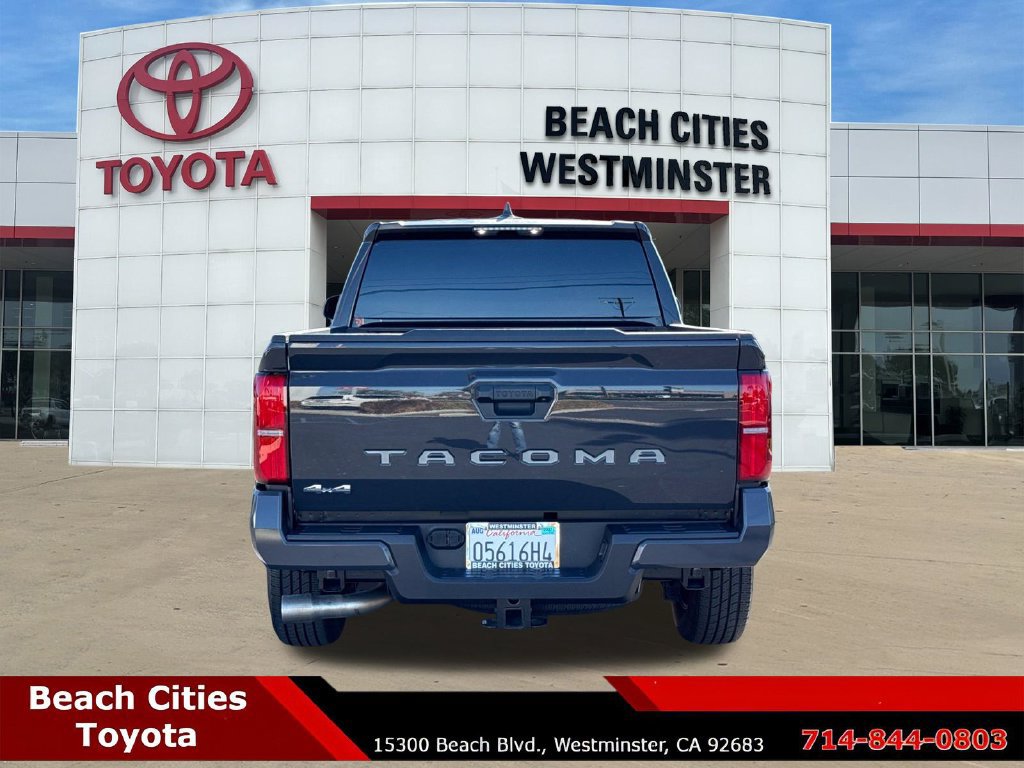Certified 2025 Toyota Tacoma SR5 AWD/4WD image 10