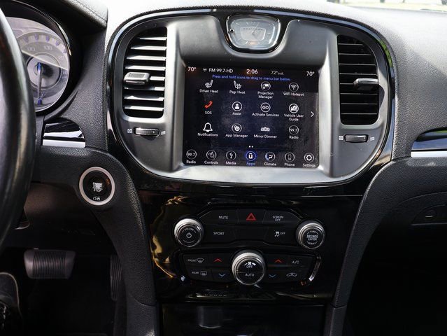Used 2019 Chrysler 300 S image 23
