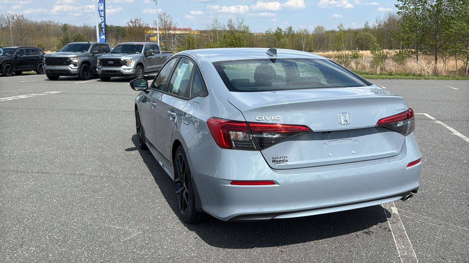 Used 2023 Honda Civic Sport image 8