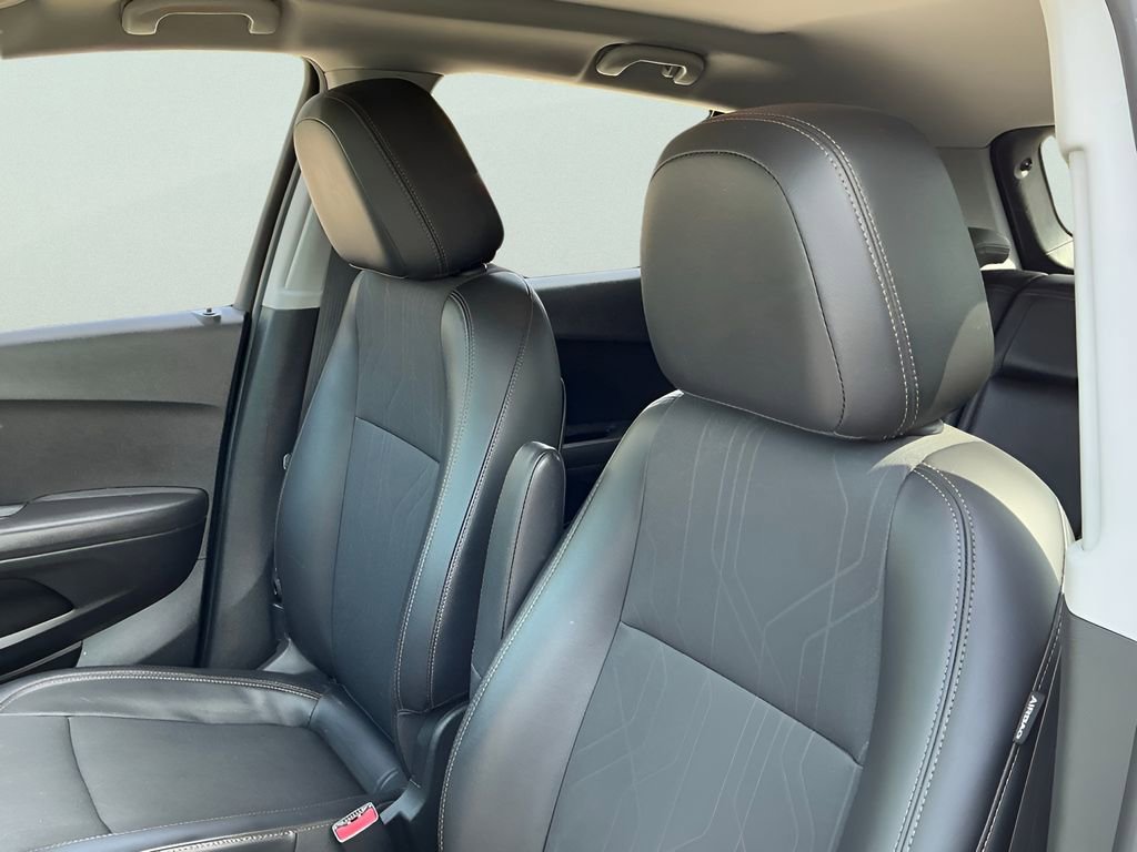 Used 2019 Chevrolet Trax LT w/ LT Convenience Package image 22