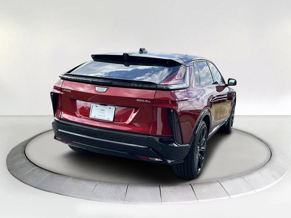 New 2026 Cadillac Lyriq Signature Sport w/ Nappa Leather Package AWD/4WD image 5