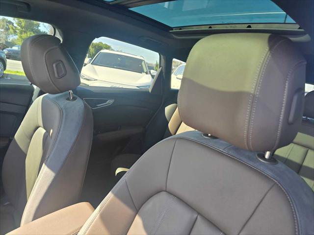 Used 2024 Audi Q4 e-tron Prestige image 26