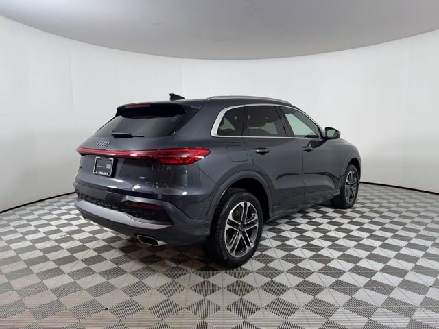 Used 2025 Audi Q5 Premium w/ Convenience Package AWD/4WD image 7