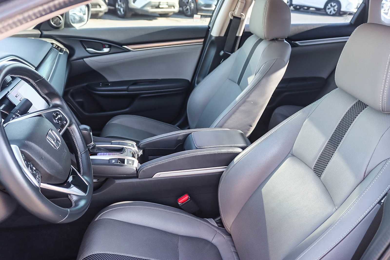 Used 2020 Honda Civic EX-L image 17