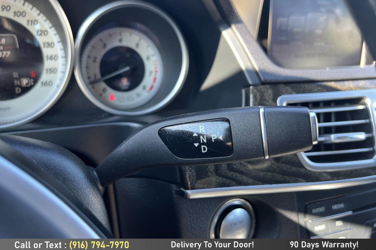 Used 2016 Mercedes-Benz E 350 E 350 4MATIC AWD 4dr Sedan image 19