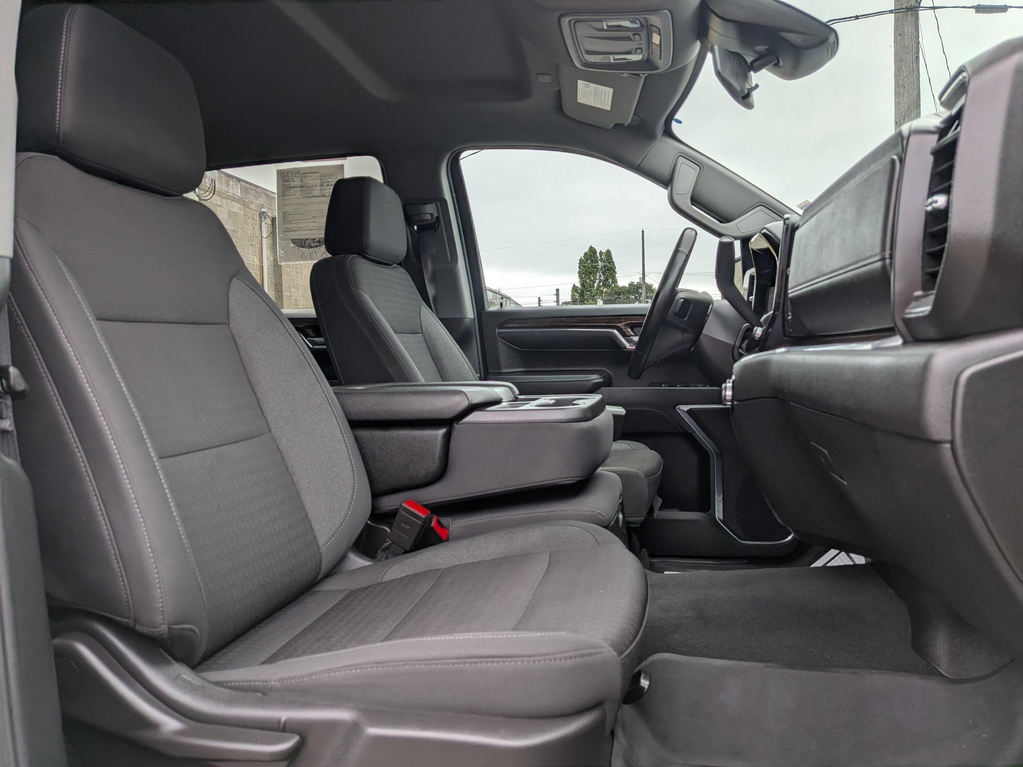 Used 2024 GMC Sierra 1500 Elevation w/ X31 Off-Road Package AWD/4WD image 8