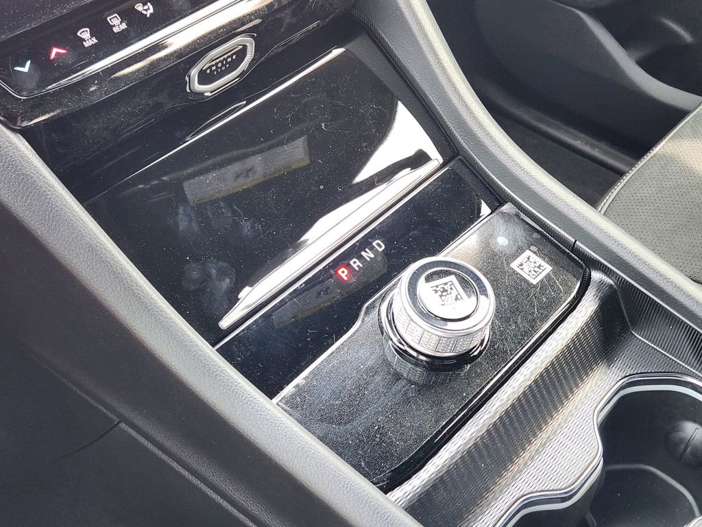 New 2026 Jeep Grand Cherokee Altitude image 13