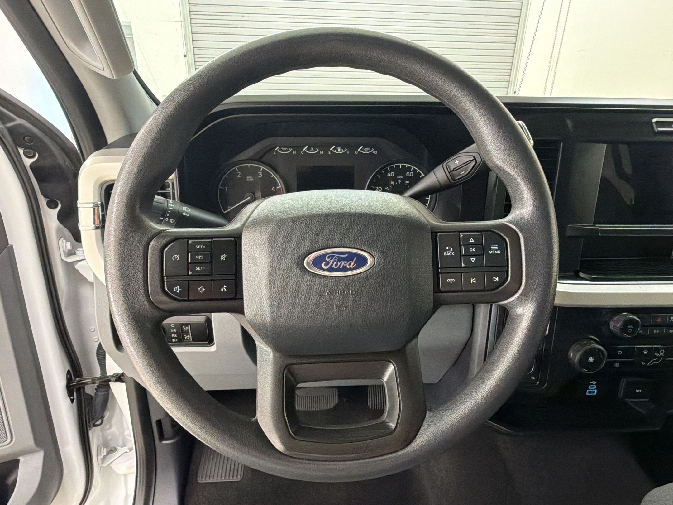 Used 2025 Ford F250 XLT AWD/4WD image 16