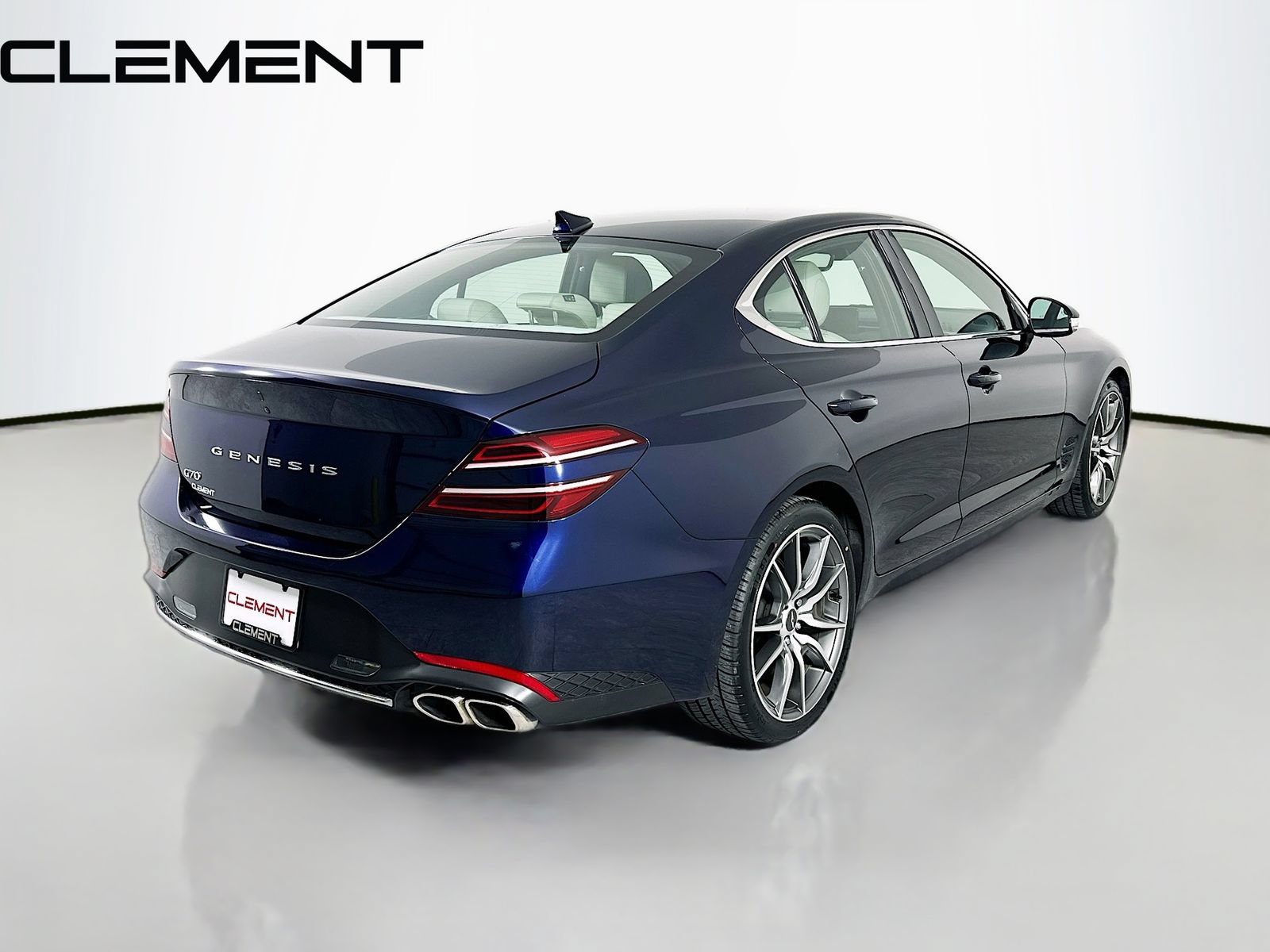 Used 2023 Genesis G70 2.0T RWD image 7