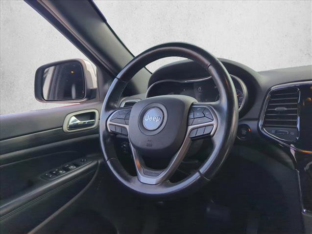 Used 2020 Jeep Grand Cherokee Altitude image 27
