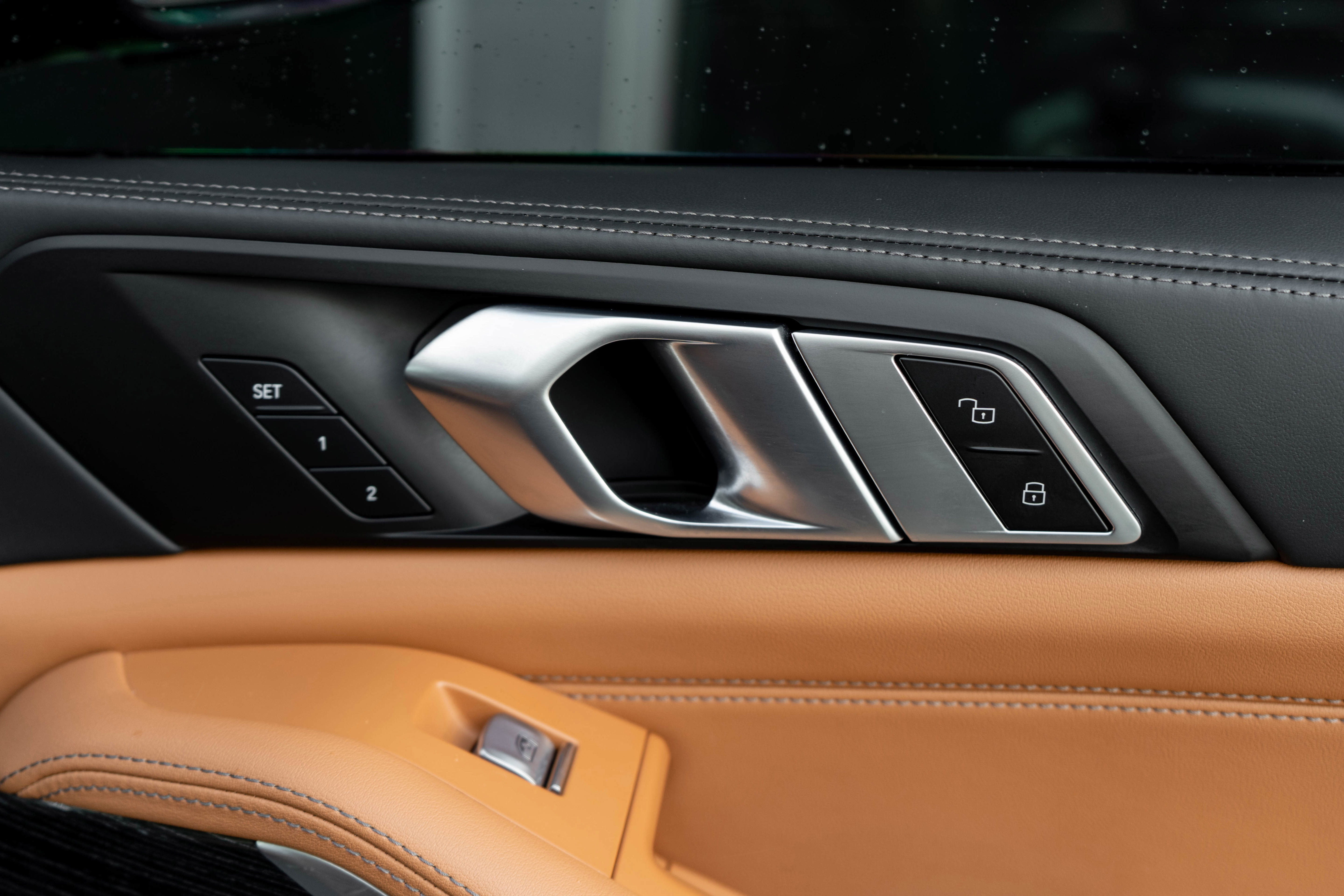 Used 2023 BMW X7 M60i image 44