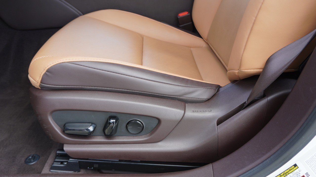 Used 2019 Lexus ES 350 w/ Premium Package image 25