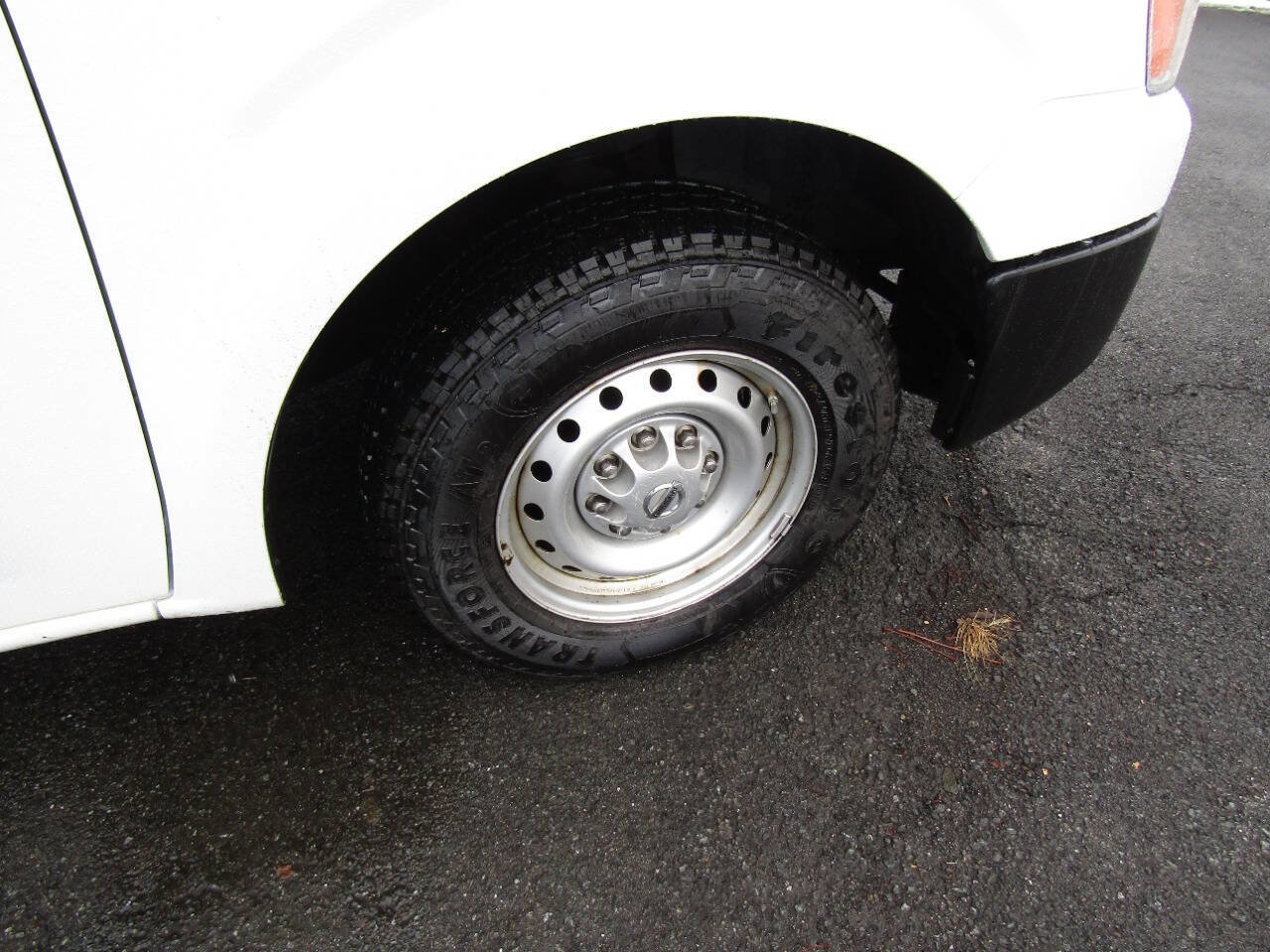 Used 2019 Nissan NV 1500 S image 27