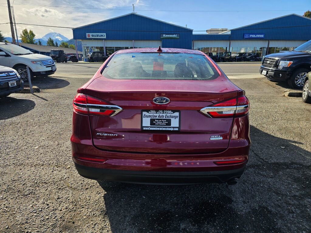 Used 2019 Ford Fusion SEL image 6
