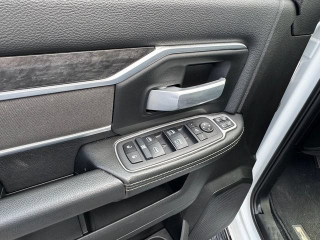 Used 2024 RAM 3500 Big Horn AWD/4WD image 39