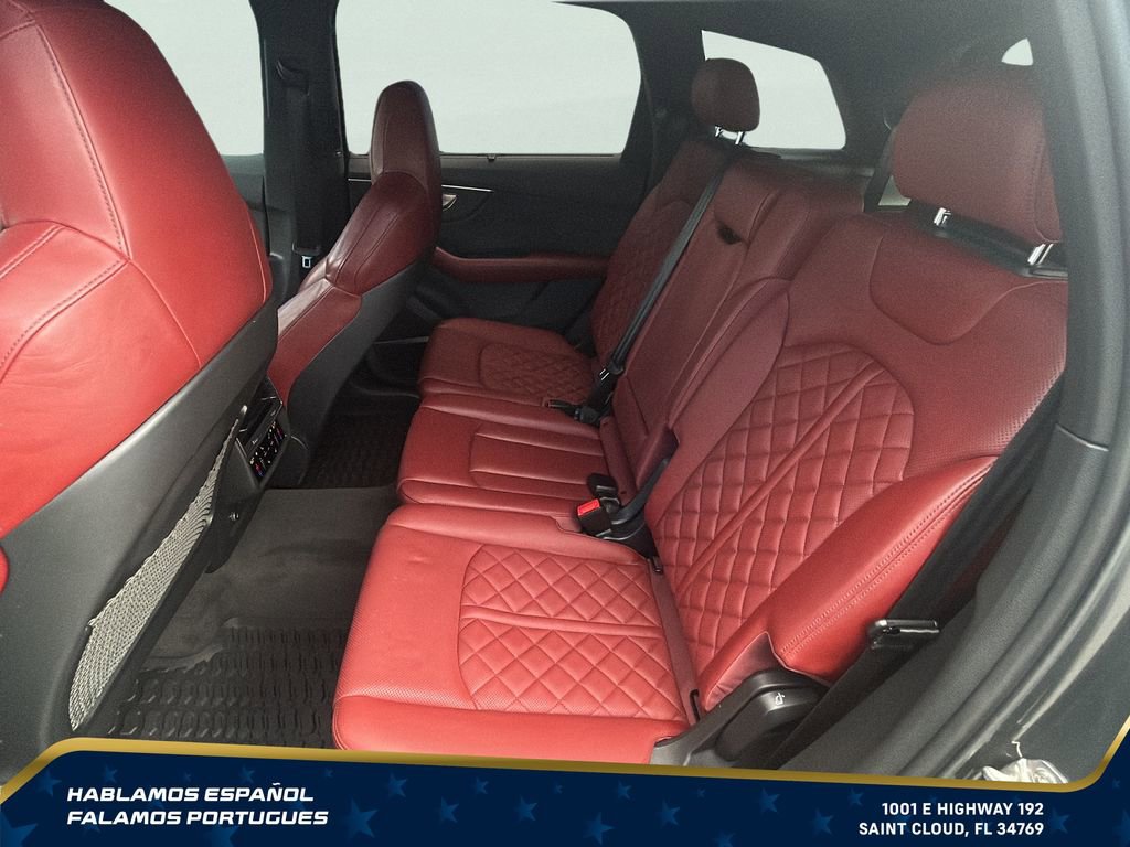 Used 2022 Audi SQ7 Prestige AWD/4WD image 24