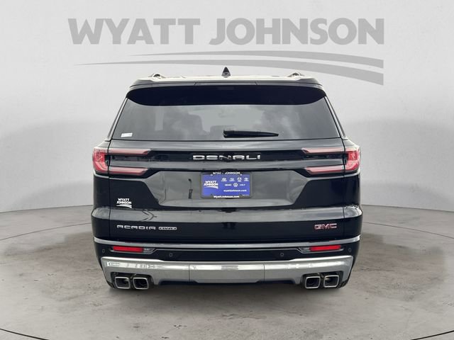 Used 2025 GMC Acadia Denali w/ Super Cruise Package image 4
