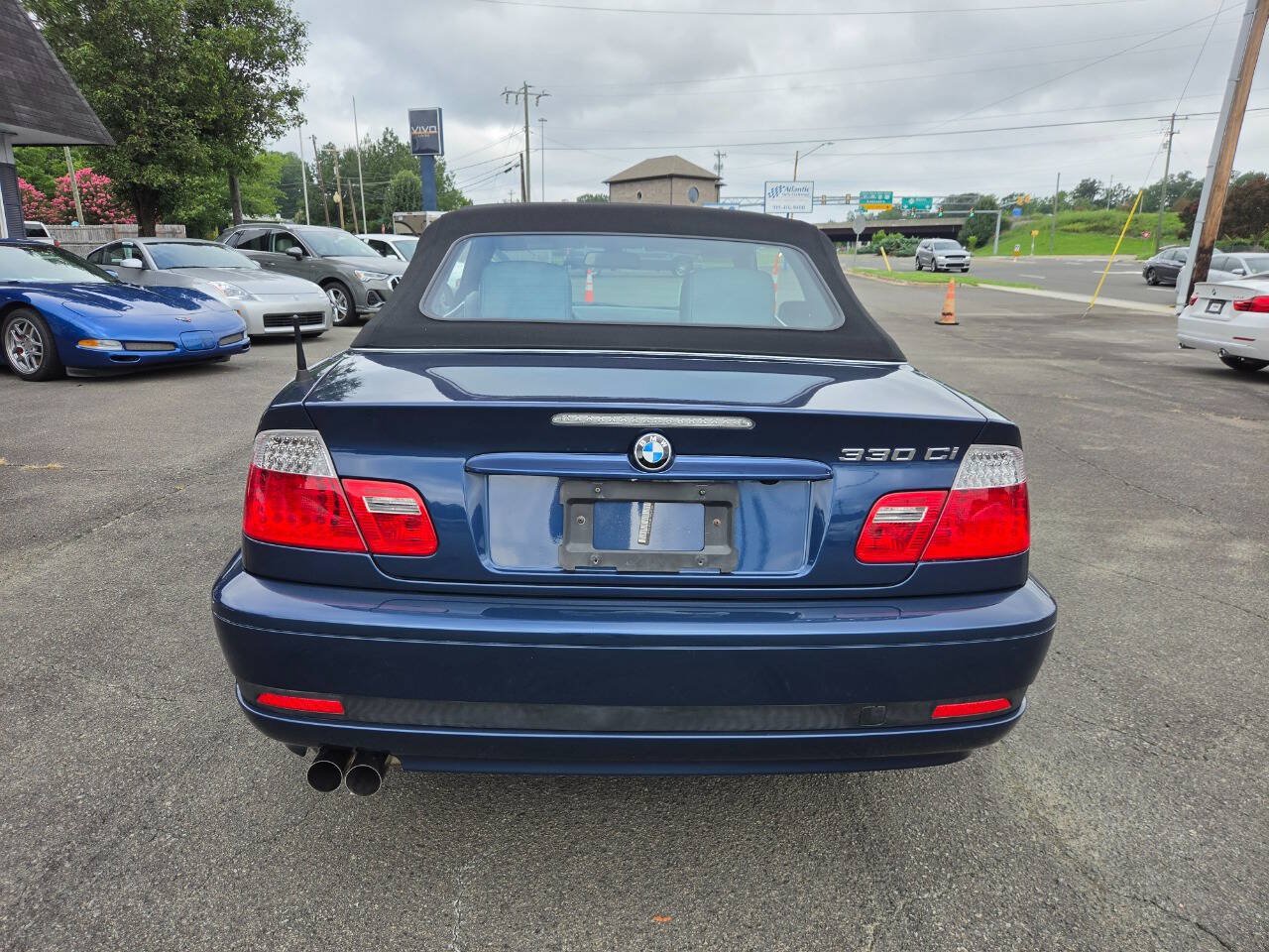 Used 2004 BMW 330Ci Convertible RWD image 5