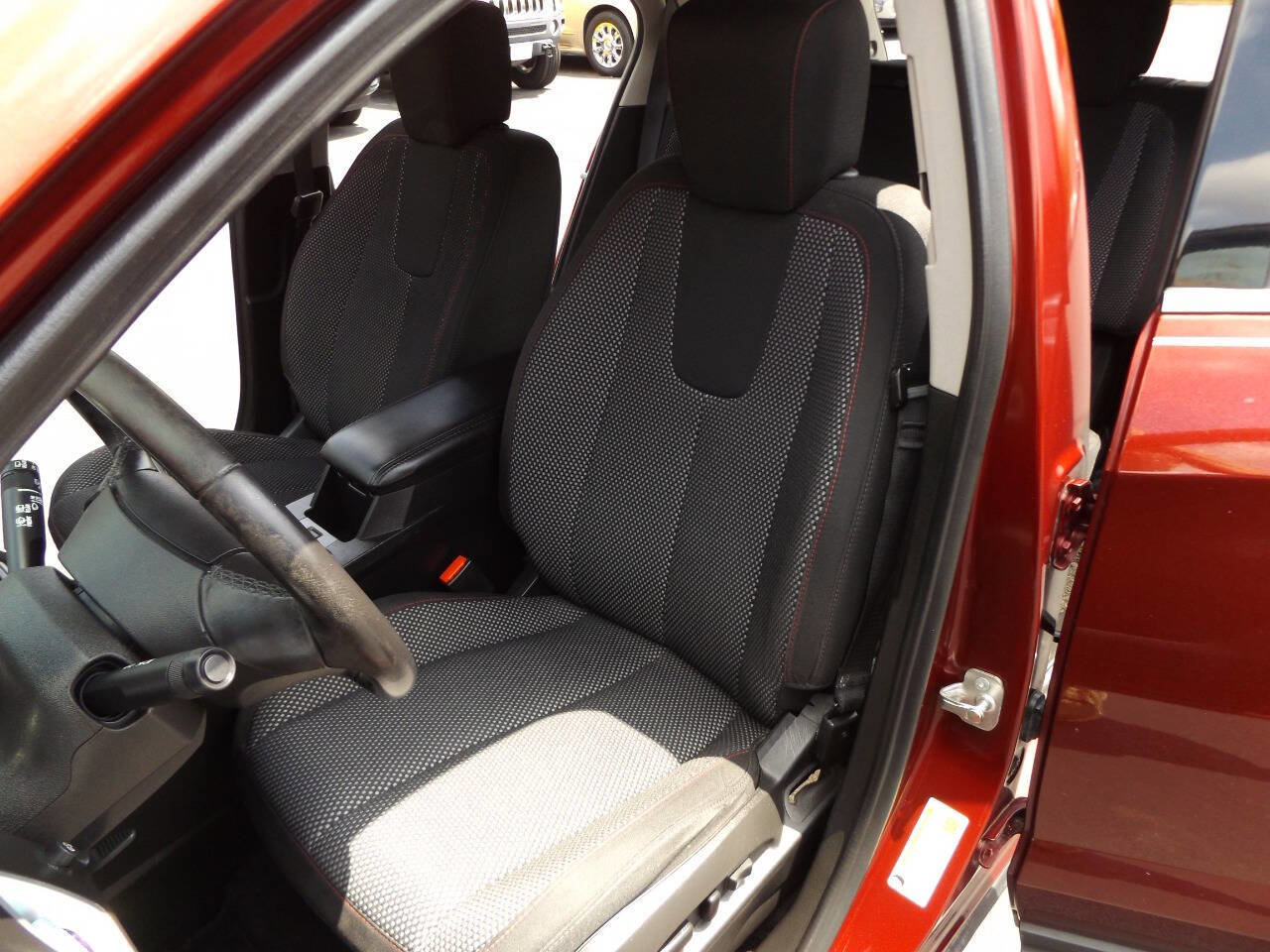 Used 2017 Chevrolet Equinox LT w/ Convenience Package image 14