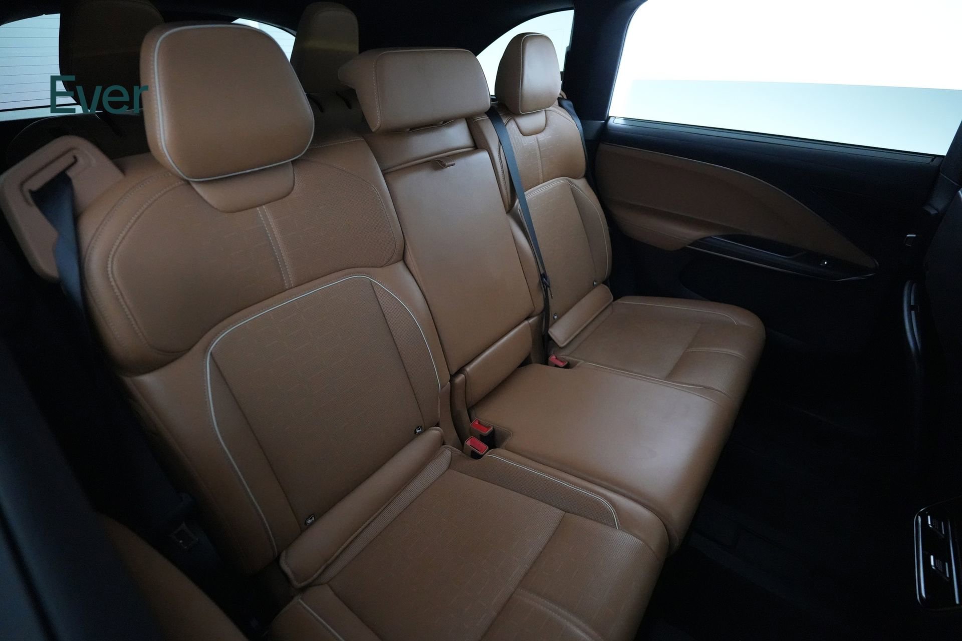 Used 2026 Lucid Gravity Dream image 5