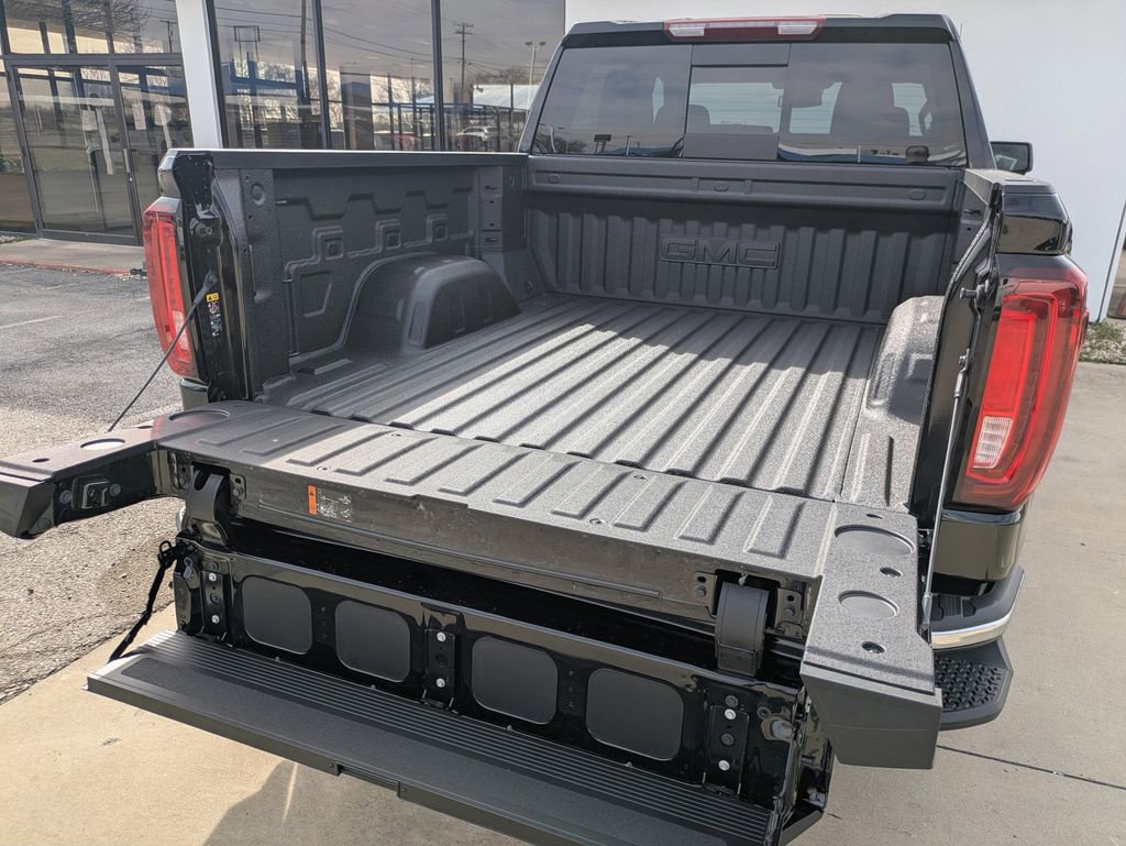 New 2026 GMC Sierra 1500 SLT image 26
