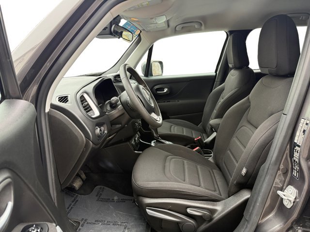 Used 2021 Jeep Renegade Latitude AWD/4WD image 10