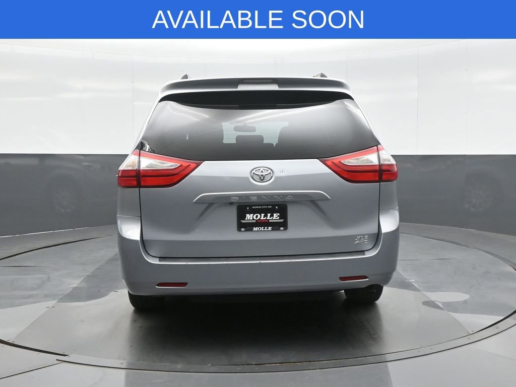 Used 2015 Toyota Sienna XLE AWD/4WD image 6