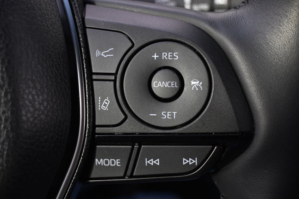 Used 2024 Toyota Venza Limited AWD/4WD image 36