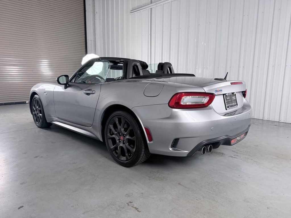 Used 2017 FIAT 124 Spider Abarth RWD image 13