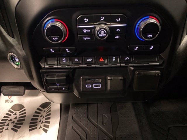 Certified 2019 Chevrolet Silverado 1500 LT w/ Texas Edition AWD/4WD image 24