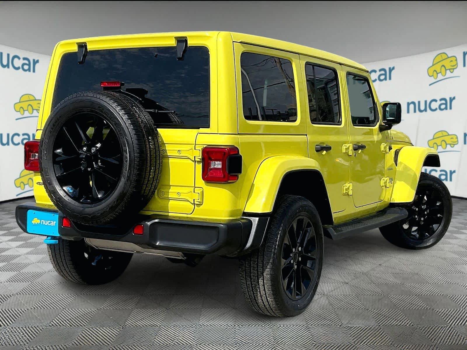 Used 2022 Jeep Wrangler Unlimited Sahara w/ Cold Weather Group AWD/4WD image 6