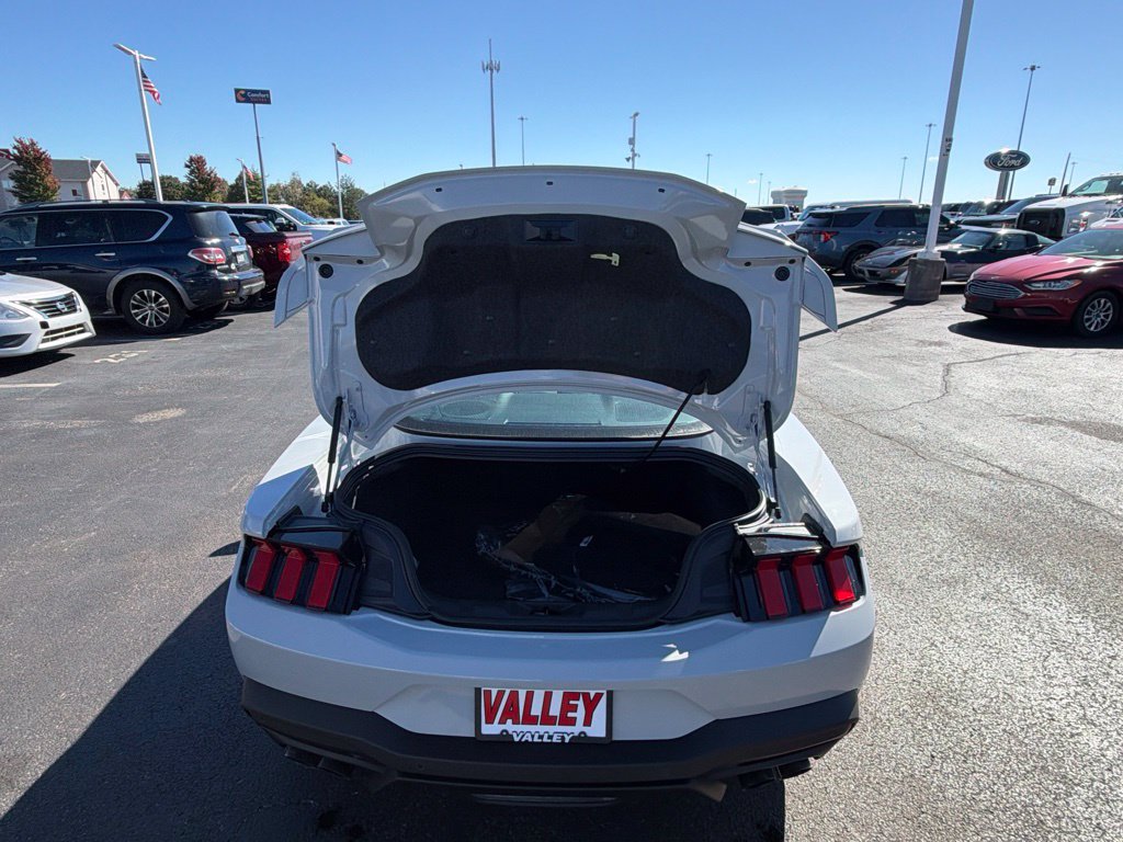 New 2026 Ford Mustang GT Premium w/ GT Performance Package RWD image 41