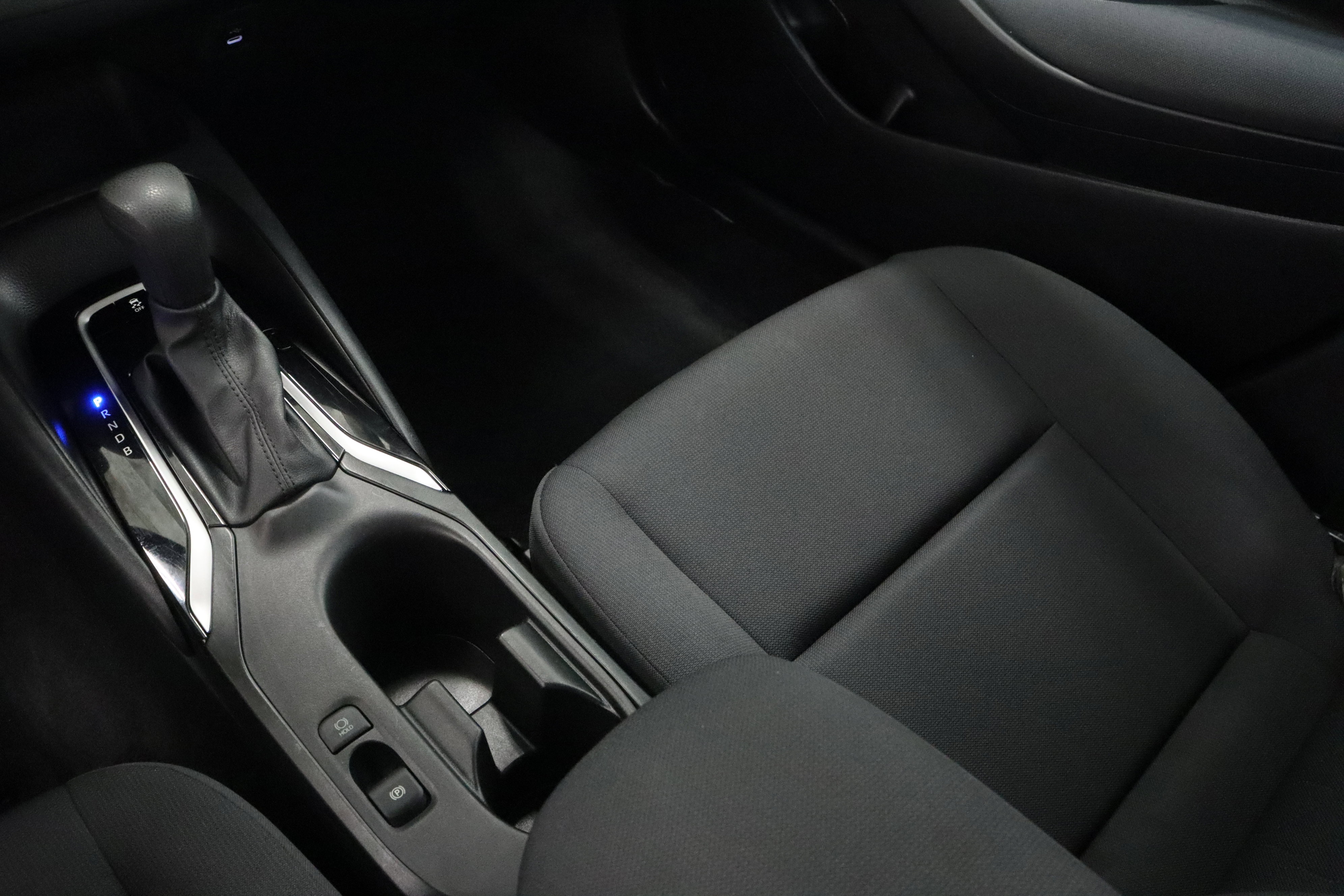 Used 2024 Toyota Corolla LE FWD image 16