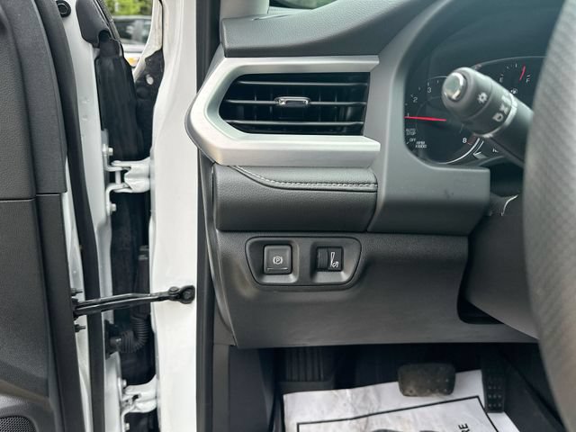 Used 2023 GMC Acadia SLE FWD image 21
