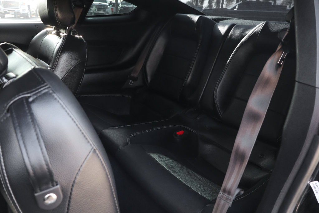 Used 2021 Ford Mustang GT Premium w/ Black Accent Package RWD image 19
