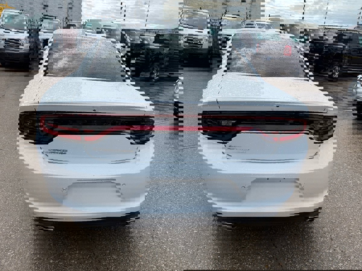 Used 2023 Dodge Charger SXT image 5