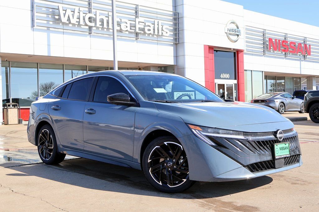New 2026 Nissan Sentra SR w/ SR Premium Package FWD image 1
